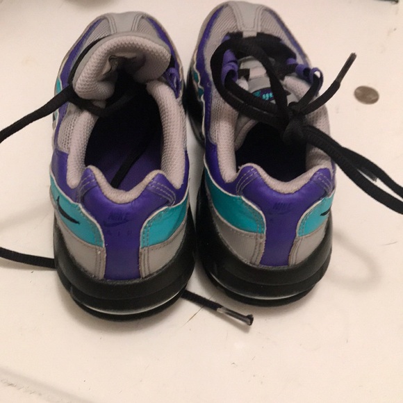 Nike Air Max 95 - Picture 2 of 3